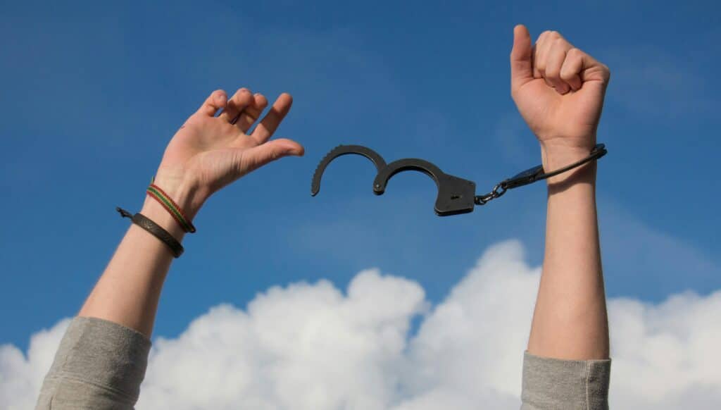 release yourself from the shackles of addiction with hypnotherapy for addiction in Dallas